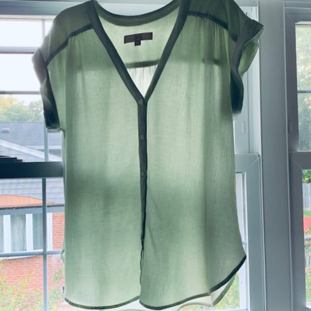 LOFT V-neck blouse - Picture 5 of 8